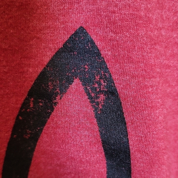 Psycho Bunny Burgundy Tee with White Print - Picture 5 of 5